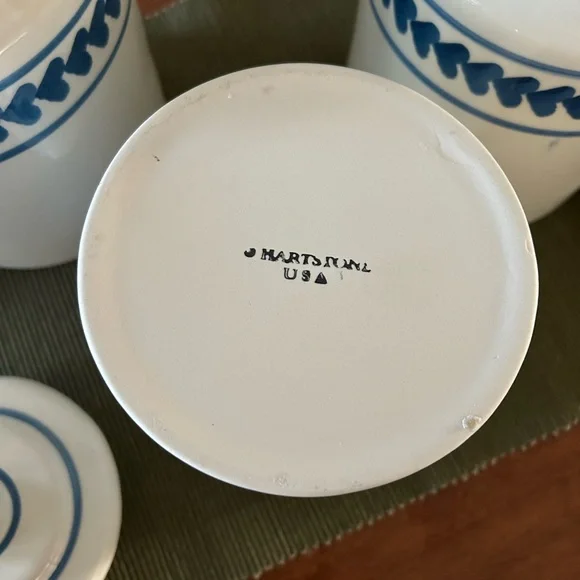 Vintage Hartstone Ohio Pottery Canister Set - Picture 2 of 9